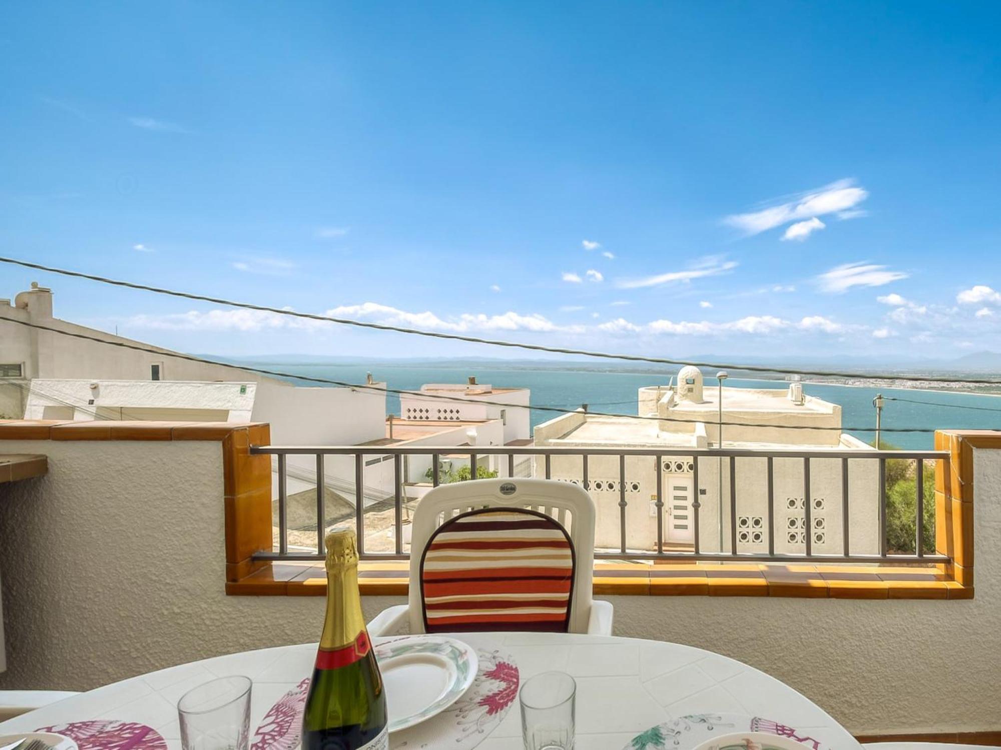 Pretty With Balcony Appartement *