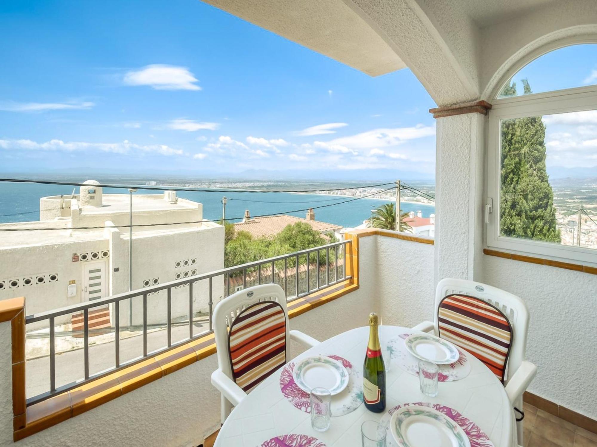 Pretty With Balcony Appartement Roses
